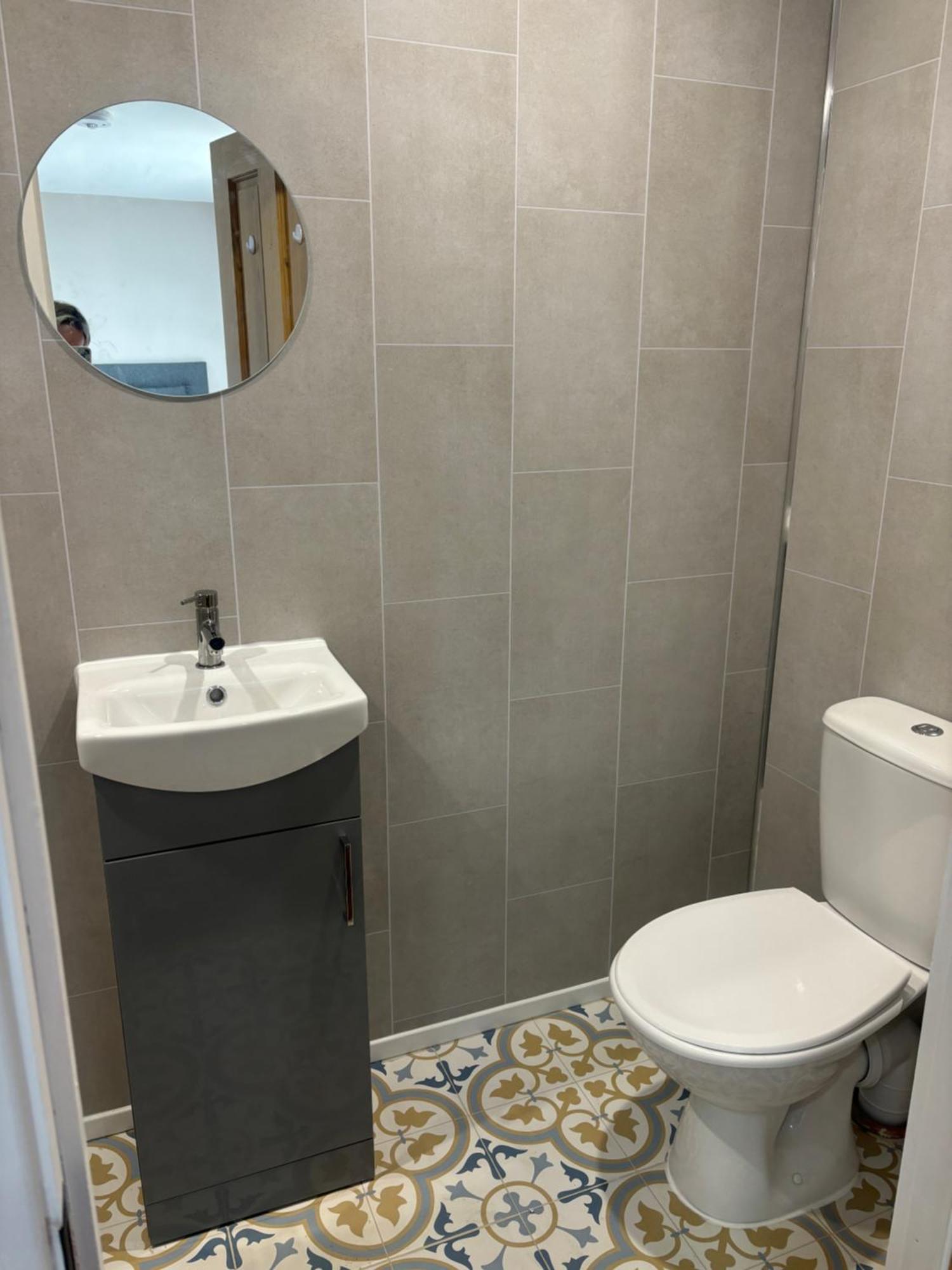 Private Detached Small Bedroom And Bathroom Only- This Is Not An Apartment Butlersbridge Bagian luar foto